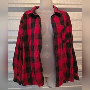 Time and Tru Red and Black Checkered Men's Shirt